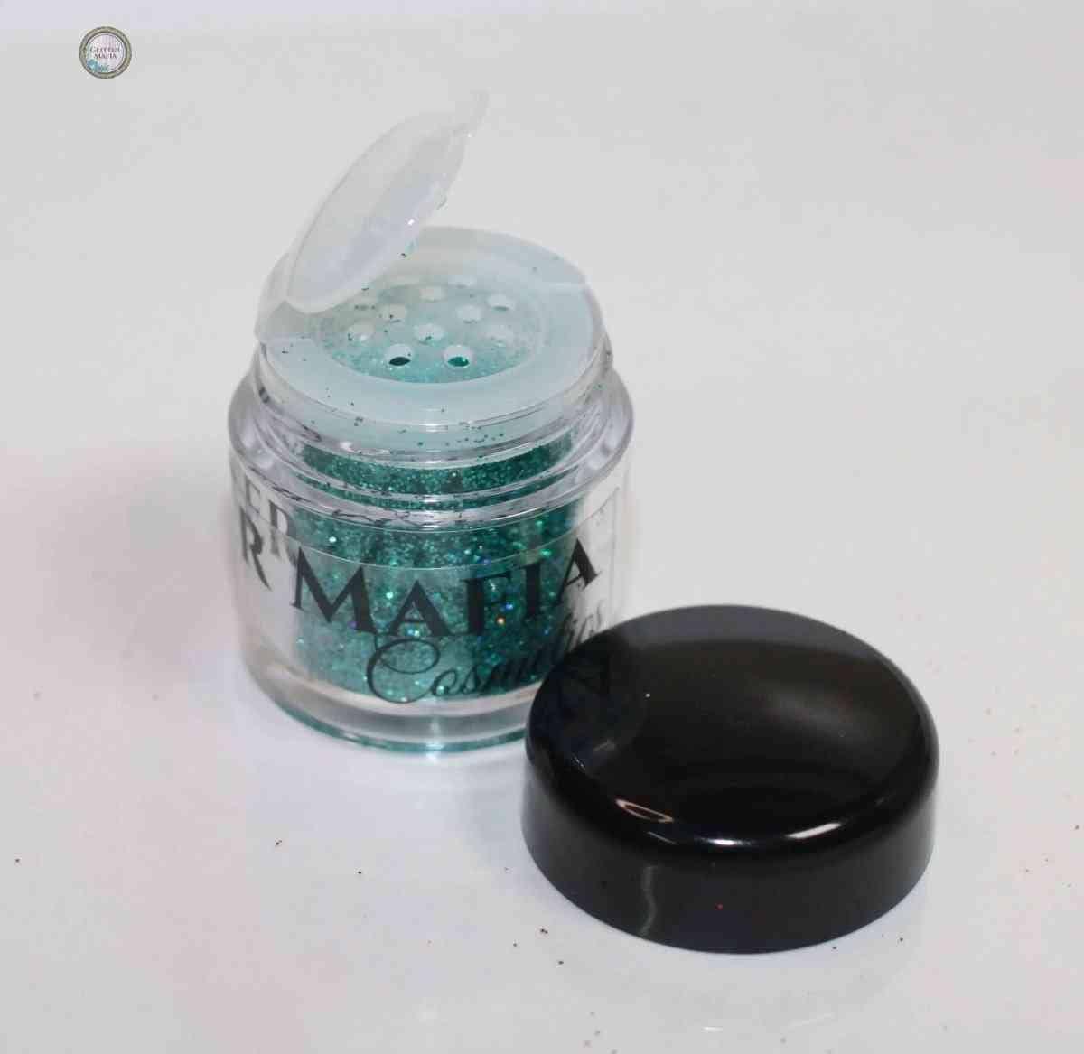 Flaunt Glitter loose teal glitter sparkling makeup