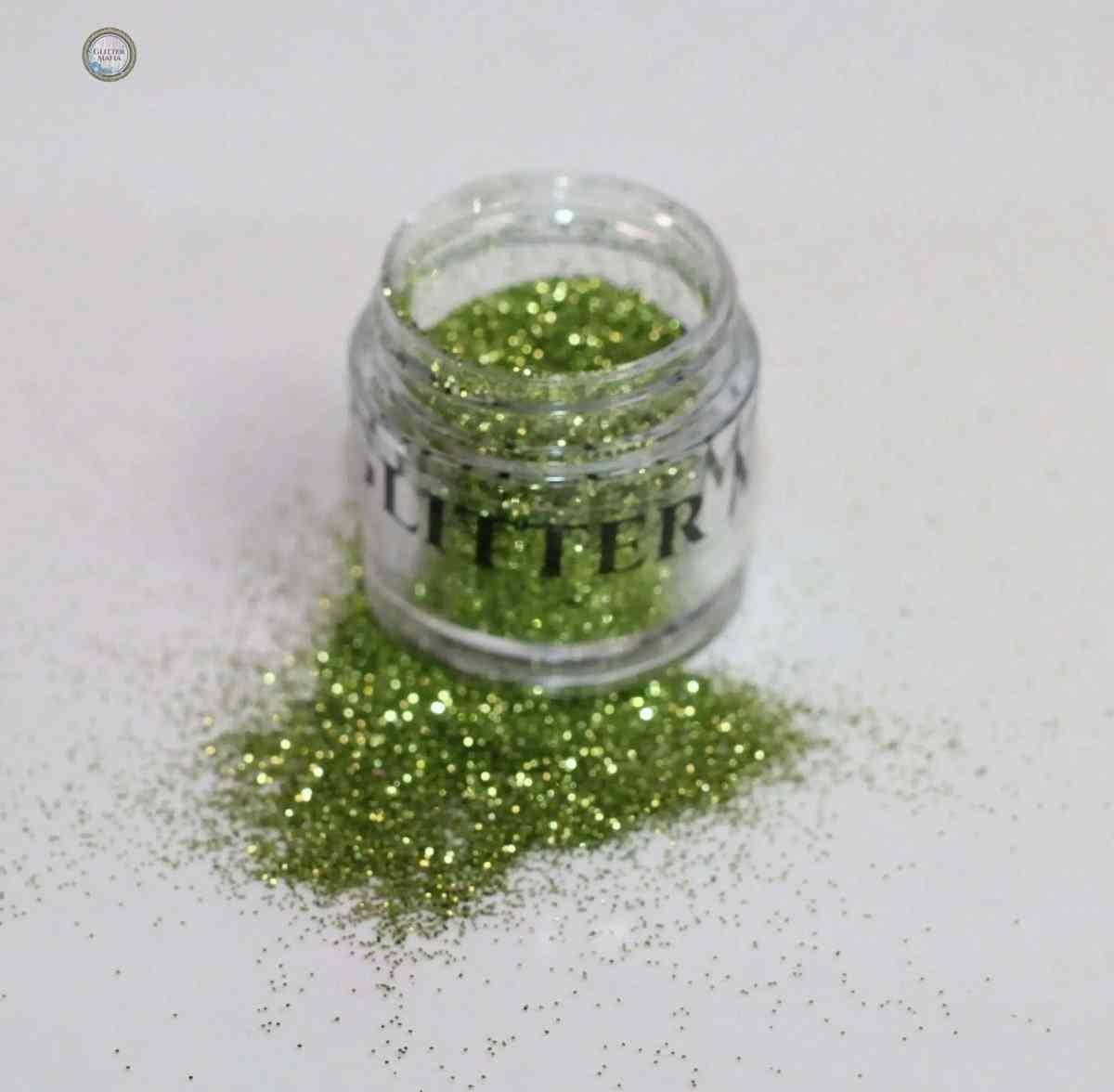 Highness Loose Glitter: Enhance Your Look with Sparkle - Glitter Mafia